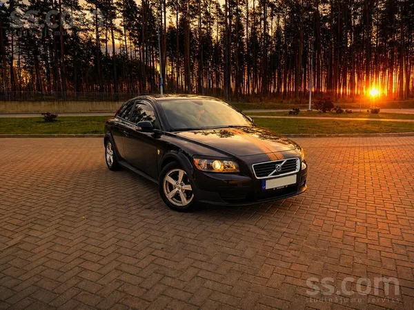 Volvo Pārdodu Volvo C30 teicamā tehniskā un vizuālā stāv