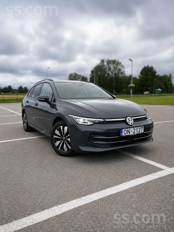 Volkswagen Pārdodu 2025. gada Volkswagen Golf 8 Goal, kas ieg