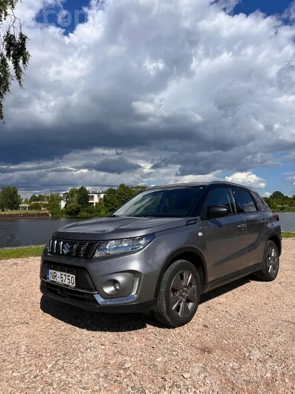 Suzuki Pārdodu Suzuki Vitara 4x4 pilnpiedziņas hibrīdu ar