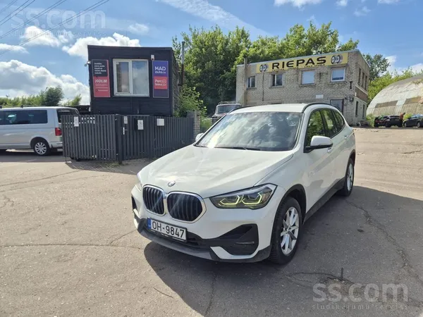 BMW BMW X1 Sdrive18D 2.0l dīzelis. 110kw