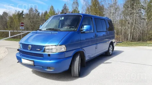 Volkswagen VW Multivan. Jā, nav jauns. Sēdies un brauc. Liela