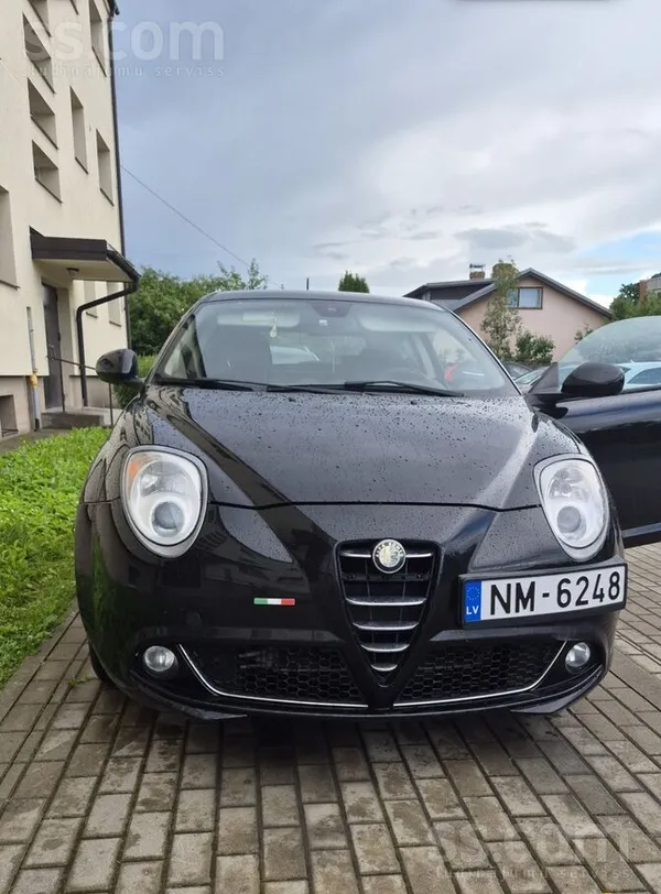 Alfa-romeo Pārdodu labu Alfiņu. Braukusi sieviete. Auto kopts