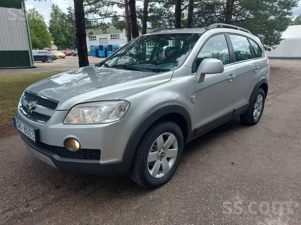 2.4i benzīns/gāze, 4x4, 7 sēdvietas, automāts 5 ātrumi. 
Mazs, pārbaudāms n