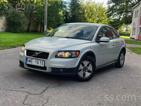 Gāze. Svaiga tehniskā apskate. Auto ir teicamā tehniskā un vizuālā stāvoklī.