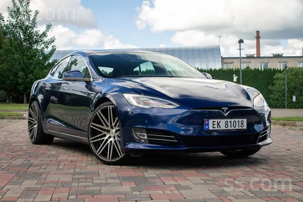 Tesla Pārdodu Tesla Model S75 Facelift (386Kw 525Zs) Dua