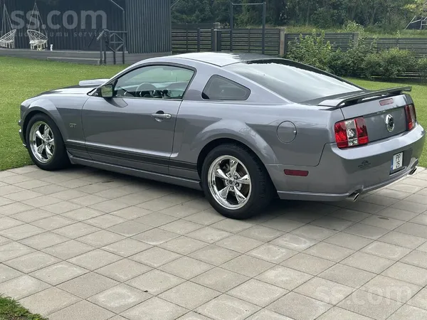 Ford Ford Mustang GT 4.6 V8 Manual 300 ZS 101 010 km