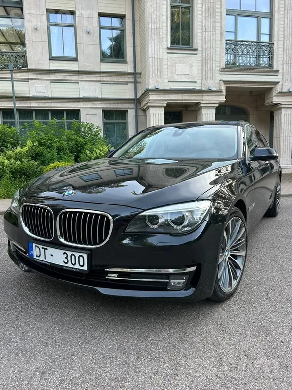 BMW Pārdodu BMW 740d x drive, ļoti labā stāvoklī, tikk