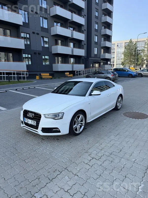 Audi Pārdodu Audi A5 Coupe labā tehniskā stāvoklī. Auto