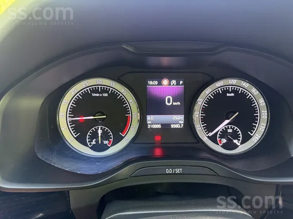 Skoda Pārdod Skoda Kodiaq, 