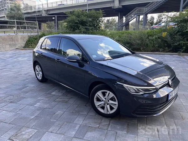 Volkswagen Pirmais un vienīgais īpašnieks pārdod VW Golf 8 Li