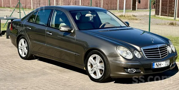 Mercedes Pārdodu Mercedes-Benz W211 E200 ļoti labā tehniskā