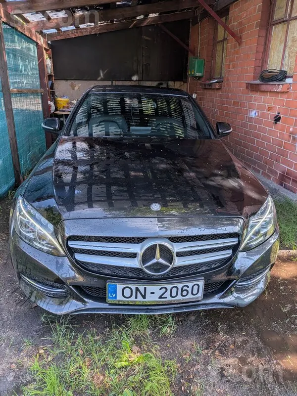 Pārdot vai maiņa auto no Somijas Mercedes Benz C350E Hibrid Elektriba un ben