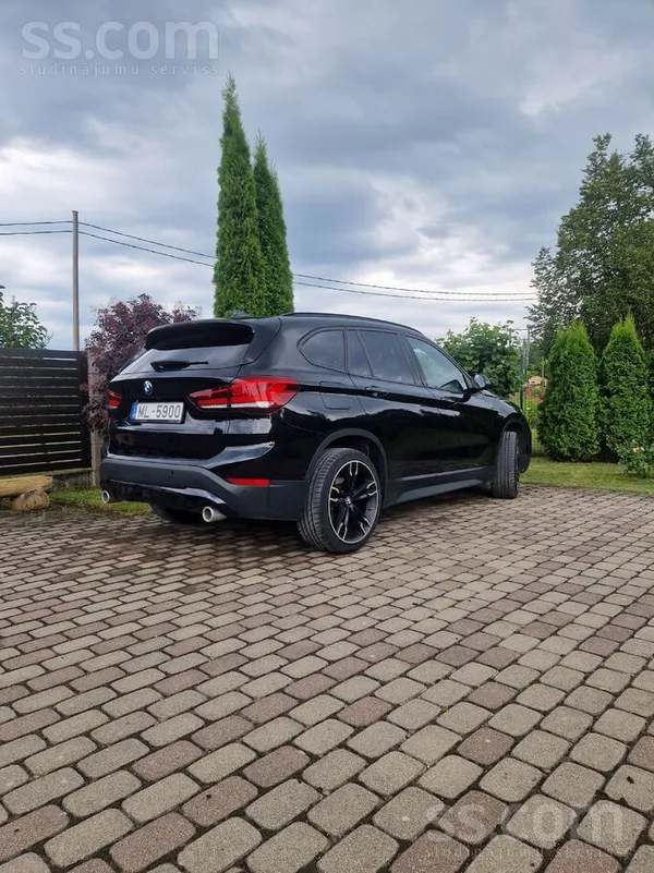 BMW Pārdodu BMW X1