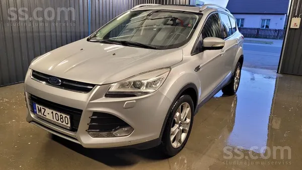 Ford Mašīna teicamā kārtībā , visu laiku sekots līdzi t