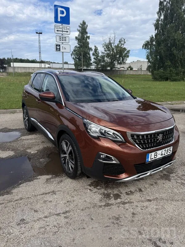 Peugeot Pārdodu koptu un uzticamu automašīnu. 