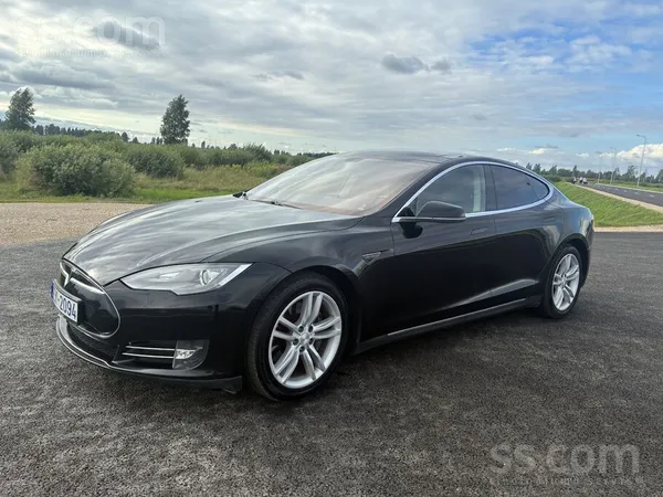 Tesla Pārdodu Tesla model s85P (performance) 310kw (421z