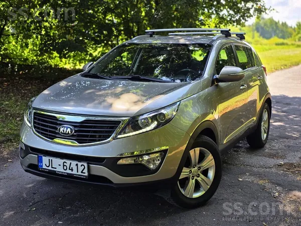 KIA Ļoti skaists džipiņš teicamā stāvoklī ar nelielu u