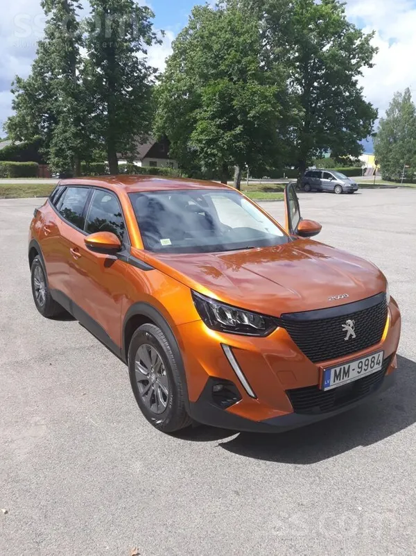 Peugeot Apkopes veiktas dīleru autoservisos. Veikta zobsik