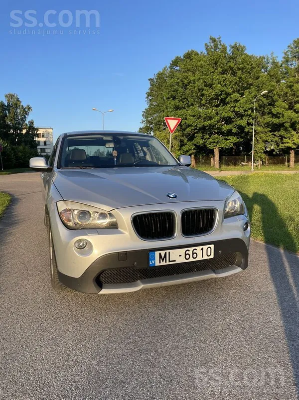 BMW BMW X1 izcilā stāvoklī. 