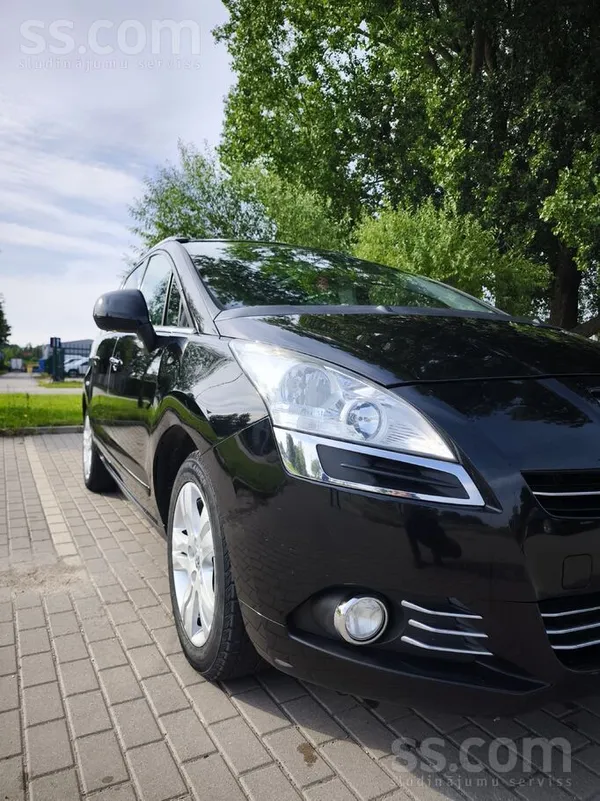 Peugeot Pārdodu 2009.gada Peugeot 5008, 1.6hdi 6-ātrumu ma
