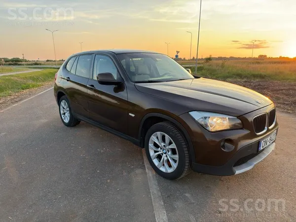 BMW Pārdodu BMW X1 labā tehniskā stāvoklī 2.0 dīzelis 