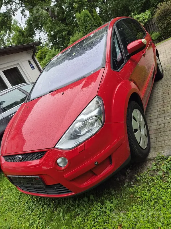 Ford Tikko no Vācijas Titanium modelis 2.2 dīzelis 129 