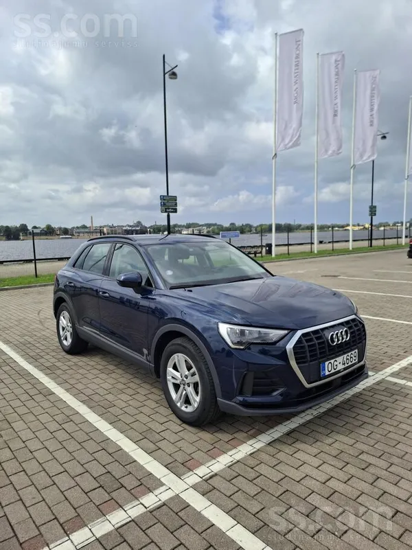 Audi Pārdodu rūpīgi uzturētu Audi Q3 35 Tfsi S tronic. 