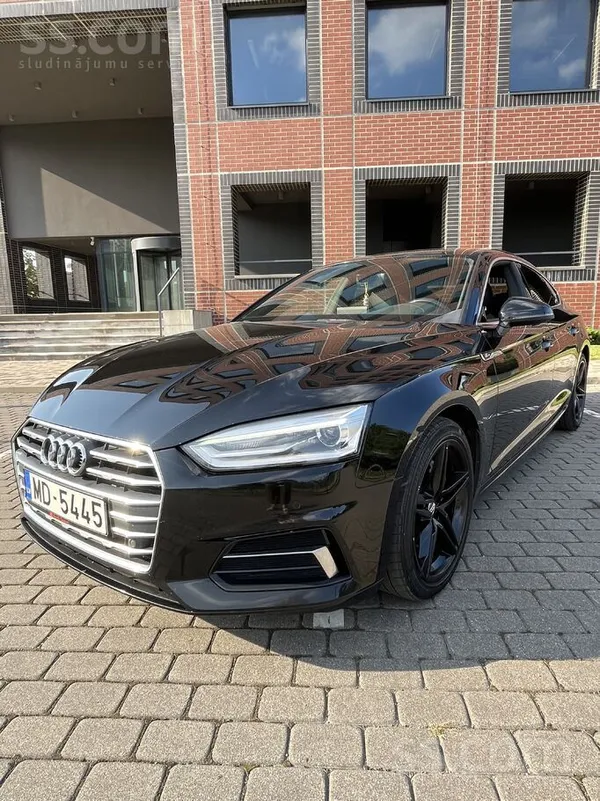 Audi Īpašniece pārdod 2017. gada Audi A5 Sportback S li