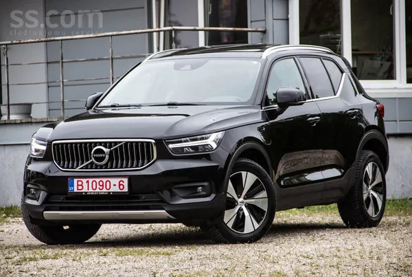 Volvo Xc-40 T5 Inscription Recharge Plug-In Hybrid 2wd. 
Automāts-Geatronic