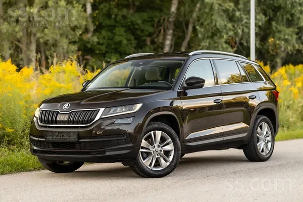 Kodiaq Style, 150zs, Automāts, 7vietas, Āda, Lūka
Krāsa - Brūna perlamutra.