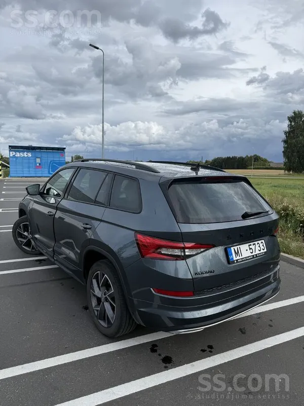 Skoda Pārdodu ļoti labā tehniskā un vizuālā stāvoklī uzt