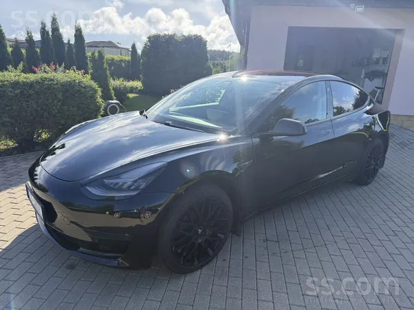 Tesla Noskrēja 119k, komplektā originas lādētājs, ar pil