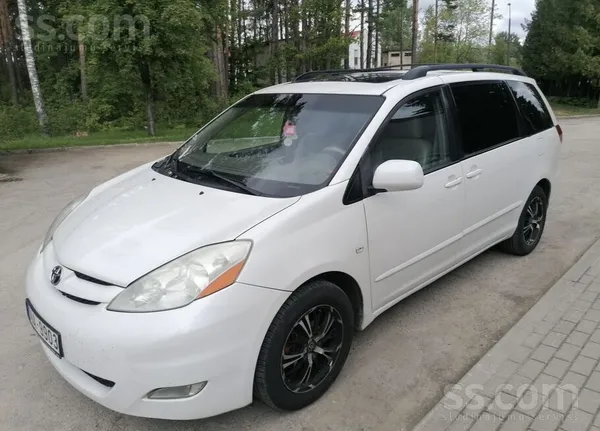 Toyota Продается Toyota Sienna 