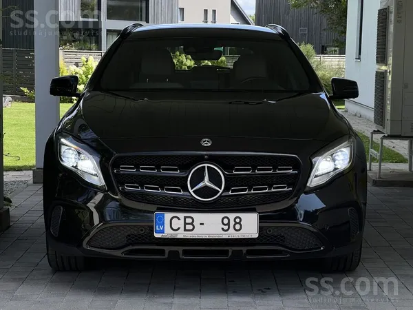 Mercedes Pārdodu Mercedes Gla200 4Matic