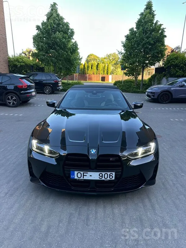 BMW Tiek pārdota automašīna BMW M4 Competition M Xdriv