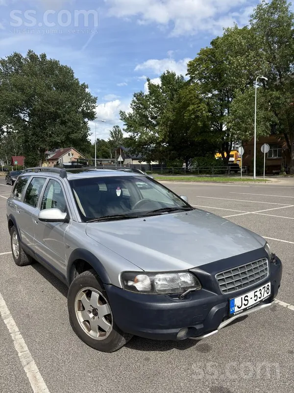 Volvo Pārdodu labu un dzīvu Volvo. Rūsas nav. Daudz jaun