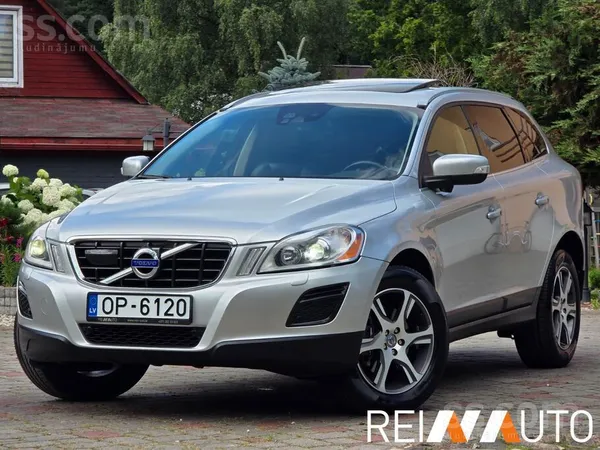 Volvo Webasto. Summum. Adaptīvā. Blis. Panorama. Kamera.