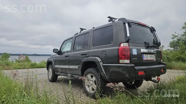 Jeep Commander