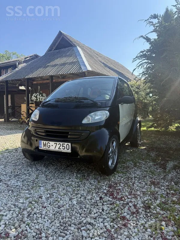 Smart Pārdodam Smart Fortwo 0.6 Turbo benzīna automašīnu