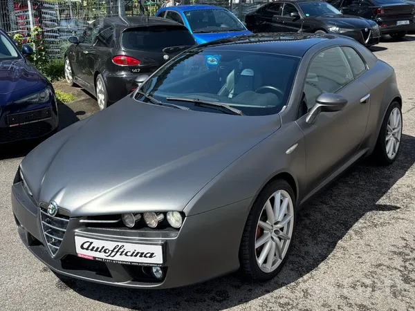 Alfa Romeo Brera "Italia Independent", 2.4Jtd dīzelis ar Q-Tronic automātu,
