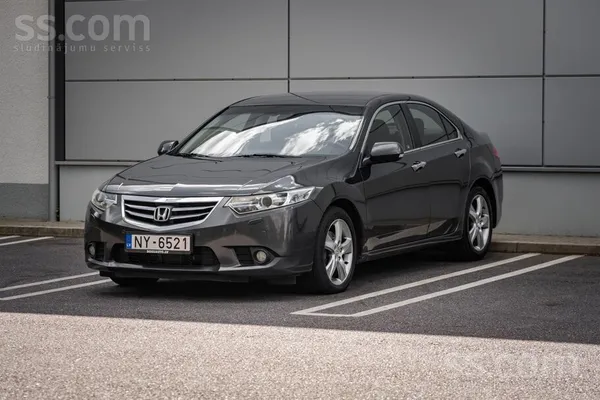 Honda Honda Accord 2.2 dīzelis 110kw, Mehānika. 