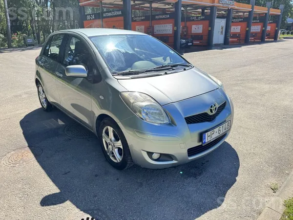 Toyota Машина в хорошем состоянии