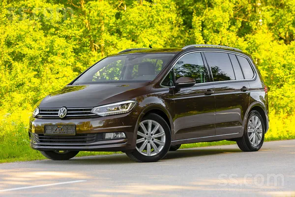 Volkswagen VW Touran Highline, 190zs, Dsg, IQ Led, Alcantara