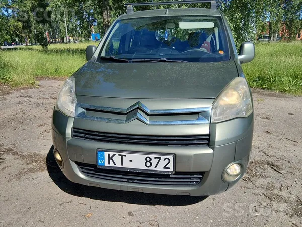 Citroen Нормальное состояние. Семь мест, дополнительные си