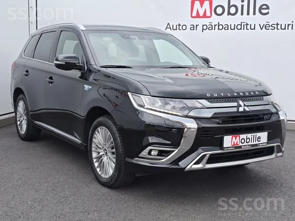 Mitsubishi Mitsubishi Outlander Plug-in Hibrīds. Ievests no B