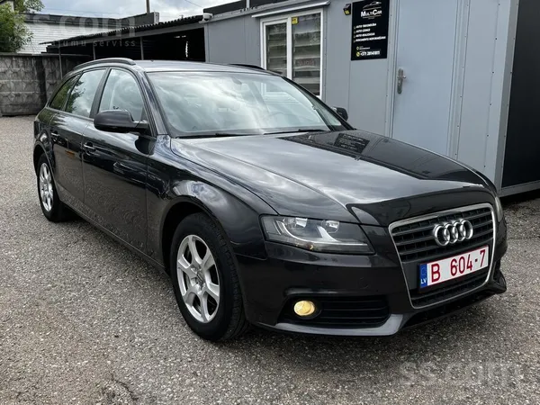 Audi A4 - 1