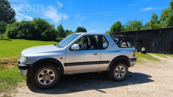 Pārdodu savu Opel Frontera Sport Cabrio ar 2.2Dti Dzinēju. 
Bijis vienās ro