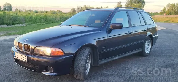 BMW Tehniski auto ir labā stāvoklī, vizuāli ir rūsa; s