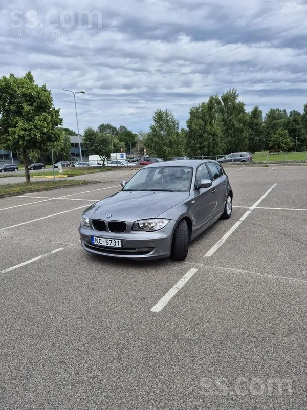 BMW Pārdodu BMW 118i (143 Zs) ar manuālo pārnesumkārbu