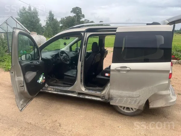 Pārdodu vai mainu savu darba auto.
Godīgi varu teikt, ka mehāniskā ziņā